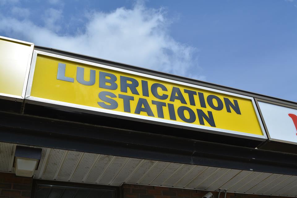 Lubrication Station Saskatoon, Saskatchewan Oil Changes, Fluid